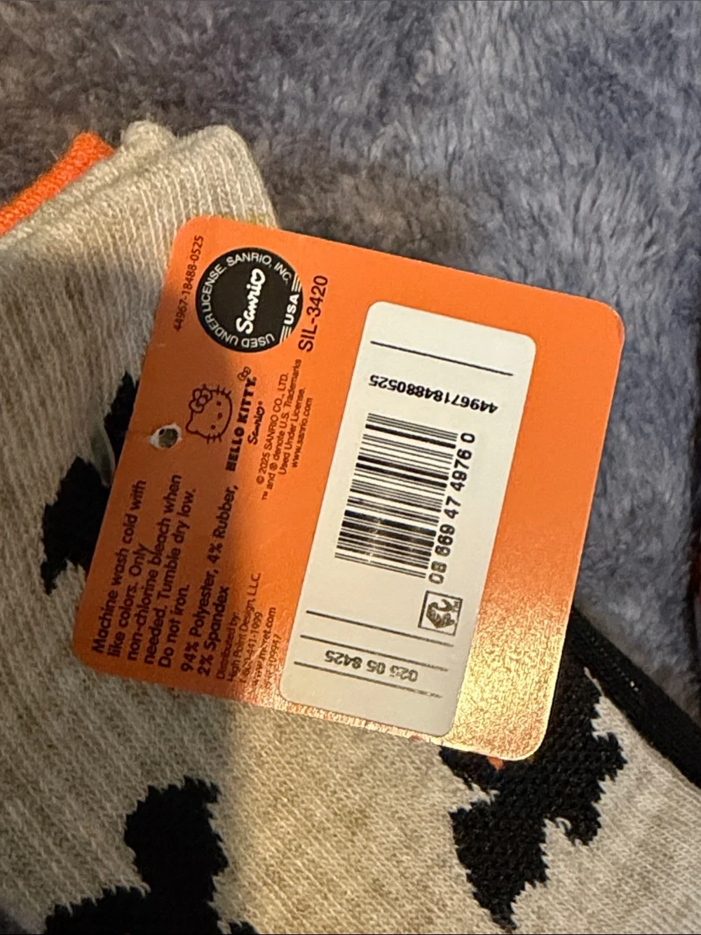NWT Hello Kitty Halloween Themed Crew Socks Sizes 4-10 set of 2 / 6 pairs